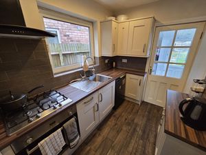 Photo 19- click for photo gallery